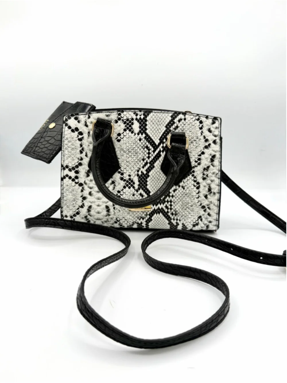 Women's ALDO Satchel Bag One Size White Black Snakeskin Print